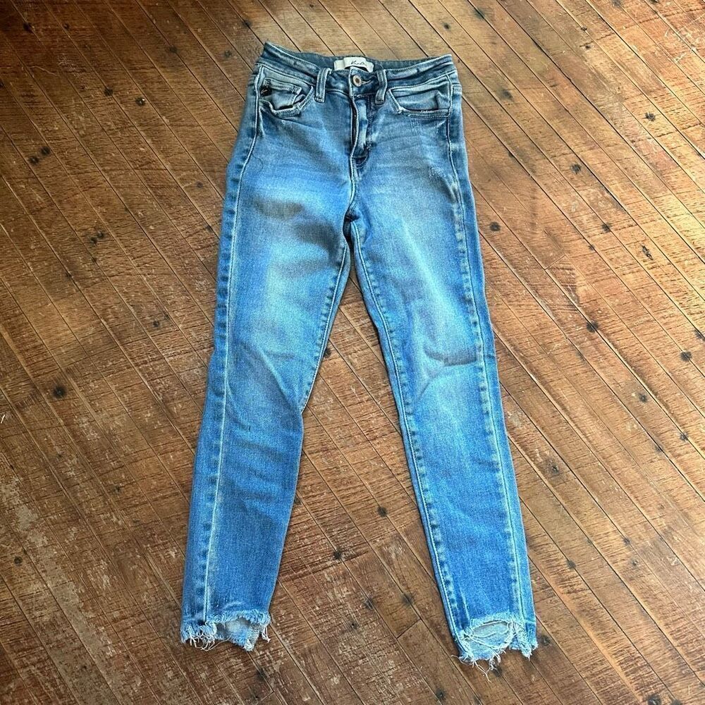 Kancan 3/25 distressed normcore boutique stretchy jeans